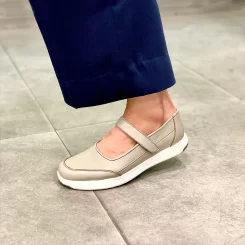 کفش راحتی تابستانه چرم طبیعی 420 کرم