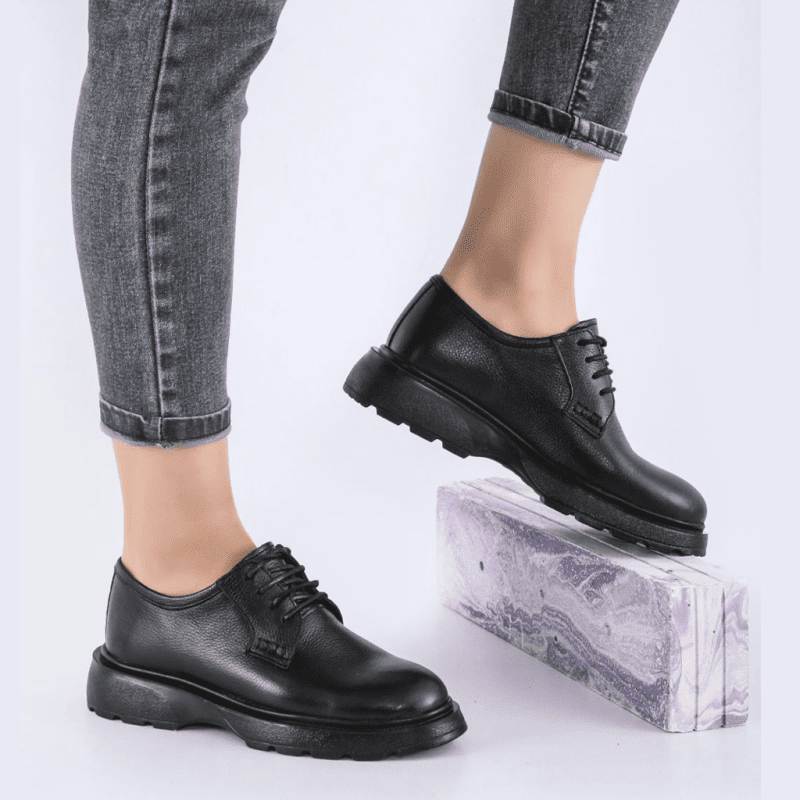 کفش لوفر زنانه چرم طبیعی مشکی پاخور