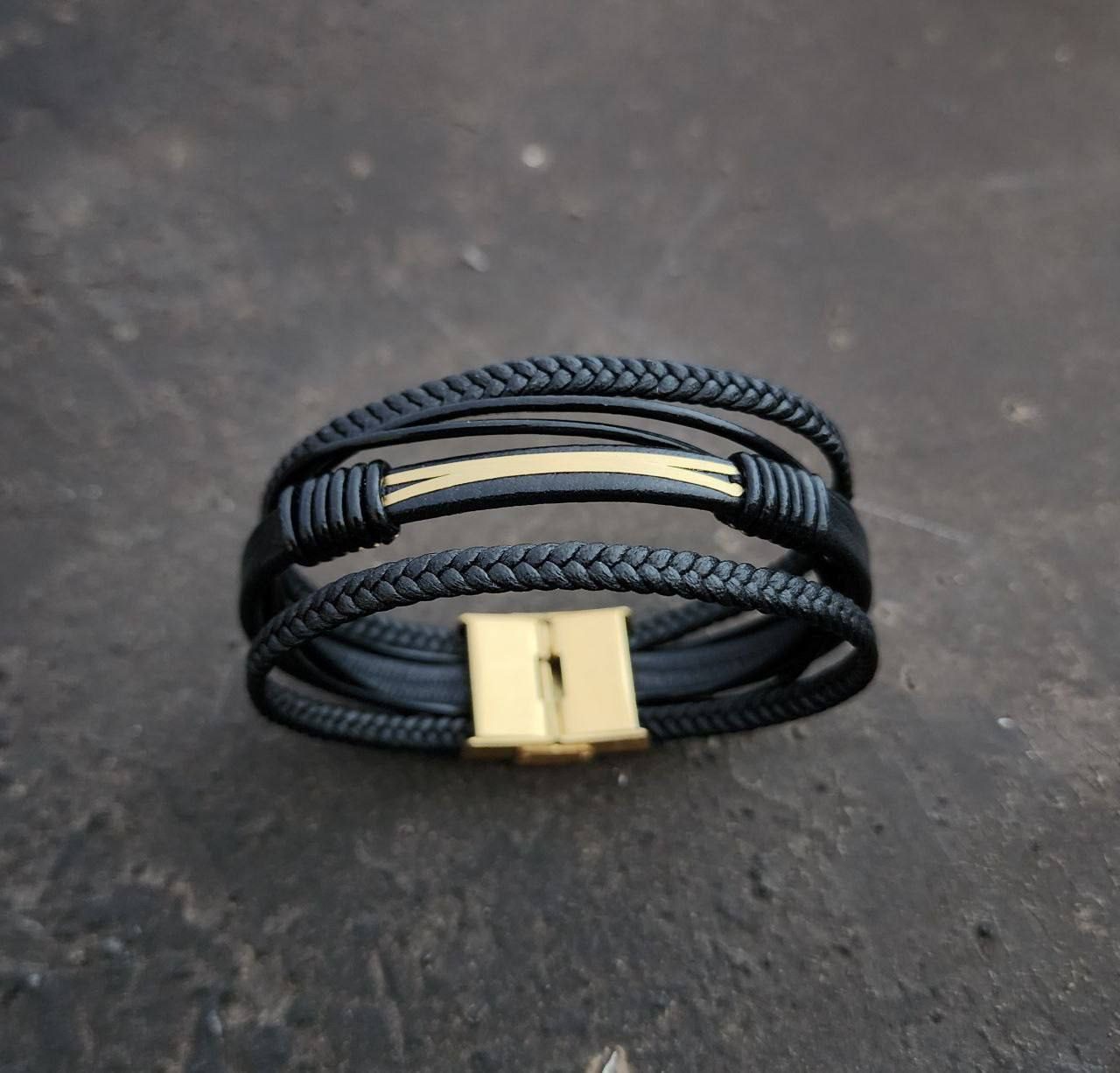 دستبند چرم و طلا مردانه زنانه کد 71