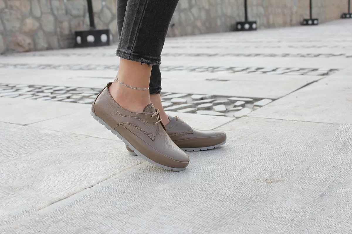 بنر کفش زنانه